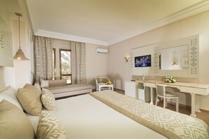 Minibar, in-room safe, bed sheets - Palm Beach Palace Tozeur (Tozeur)