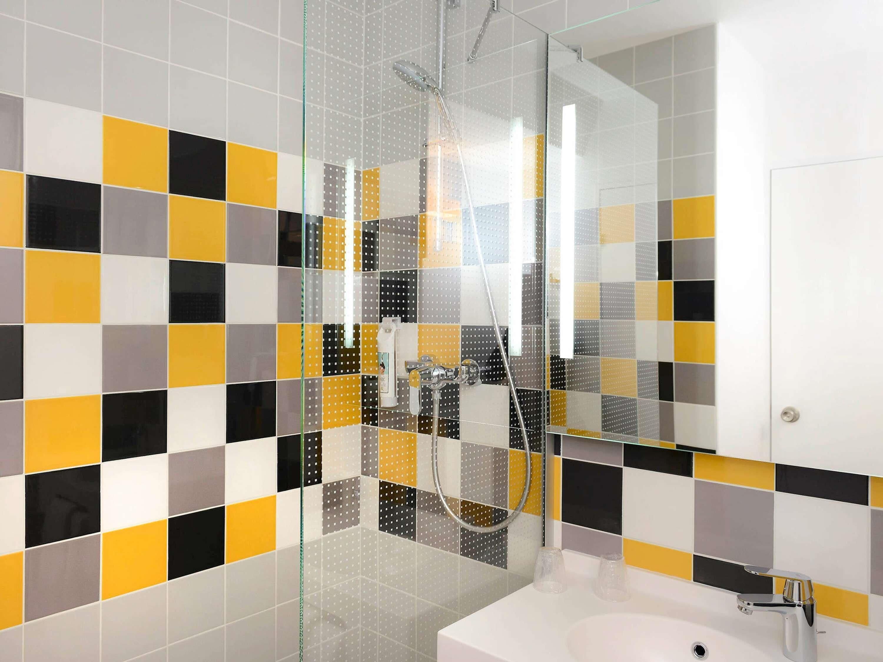 premium bedding, soundproofing, iron/ironing board, free wifi