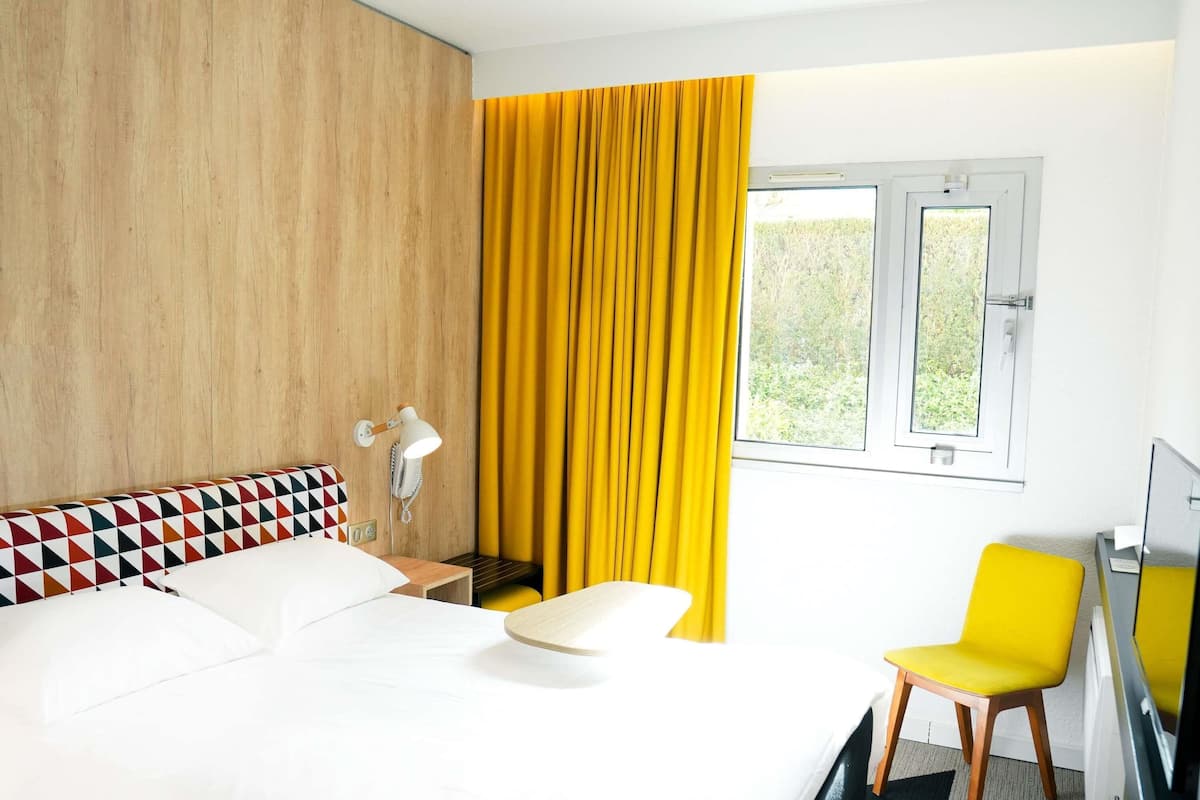 Quarto casal standard, 1 cama de casal | Roupas de cama premium, quartos à prova de som