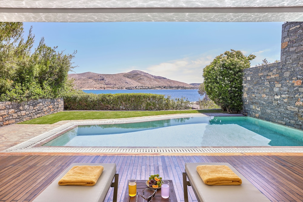 Grand Resort Lagonissi, The Leading Hotels of the World by null