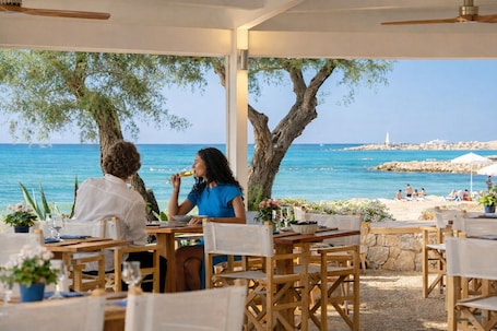 2 ristoranti, aperti a colazione. Hotel Del Levante