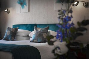 Standard Double Room | Desk, iron/ironing board, rollaway beds, free WiFi