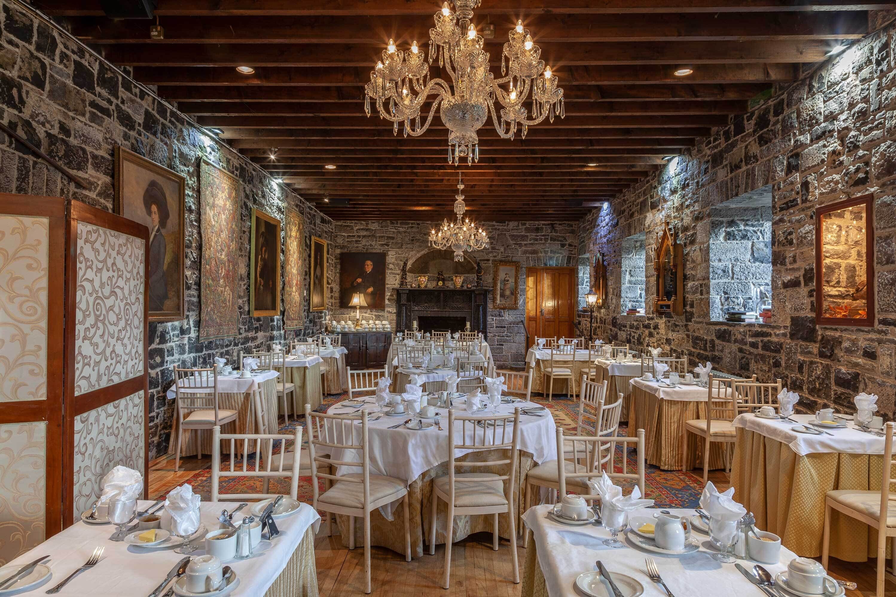 free daily full breakfast