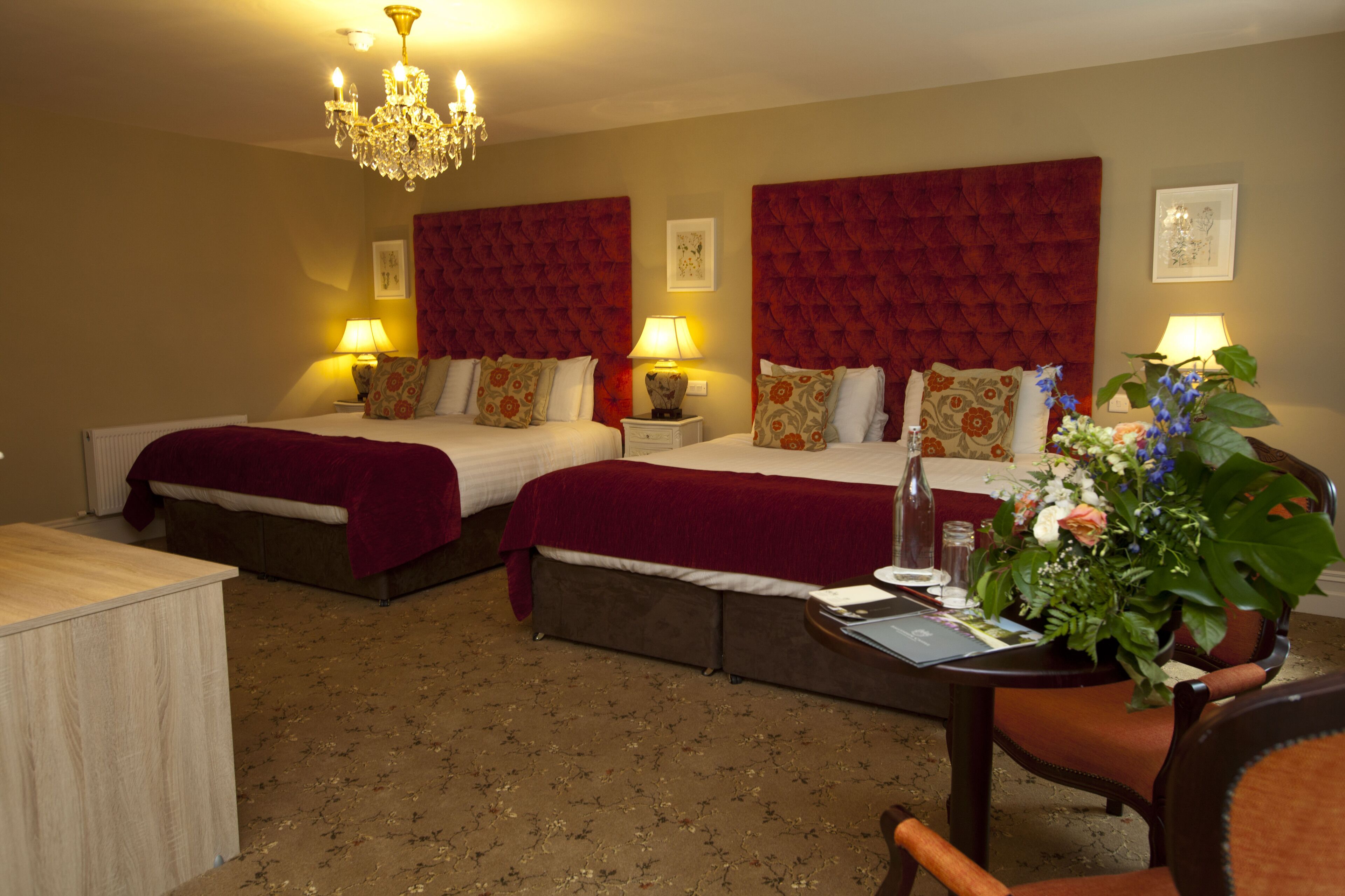 The Lodge - Family Room (Separate Building)