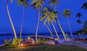 Private beach, white sand, free beach cabanas, sun loungers