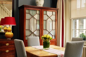 Mews Suite
