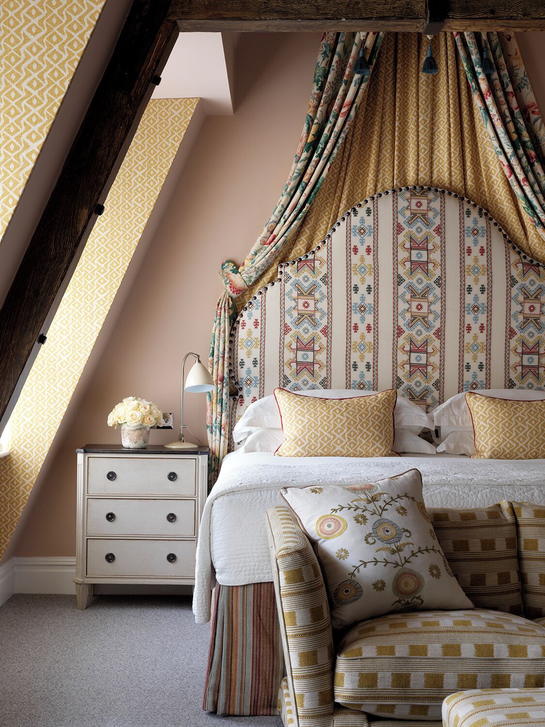 Suite – junior (Loft) | Sengetøy av topp kvalitet, minibar og safe på rommet