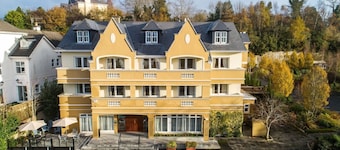 Earls Court House Hotel
