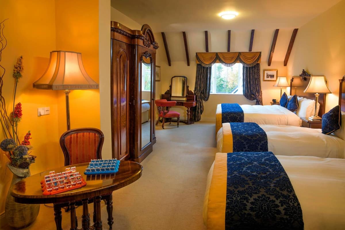 premium bedding, in-room safe, individually decorated