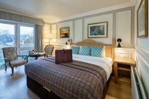 Premium bedding, in-room safe, individually decorated - Earls Court House Hotel (Killarney)
