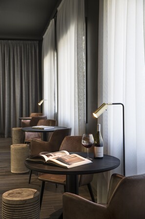 Interior detail - Lancemore Lindenderry Red Hill (Red Hill)