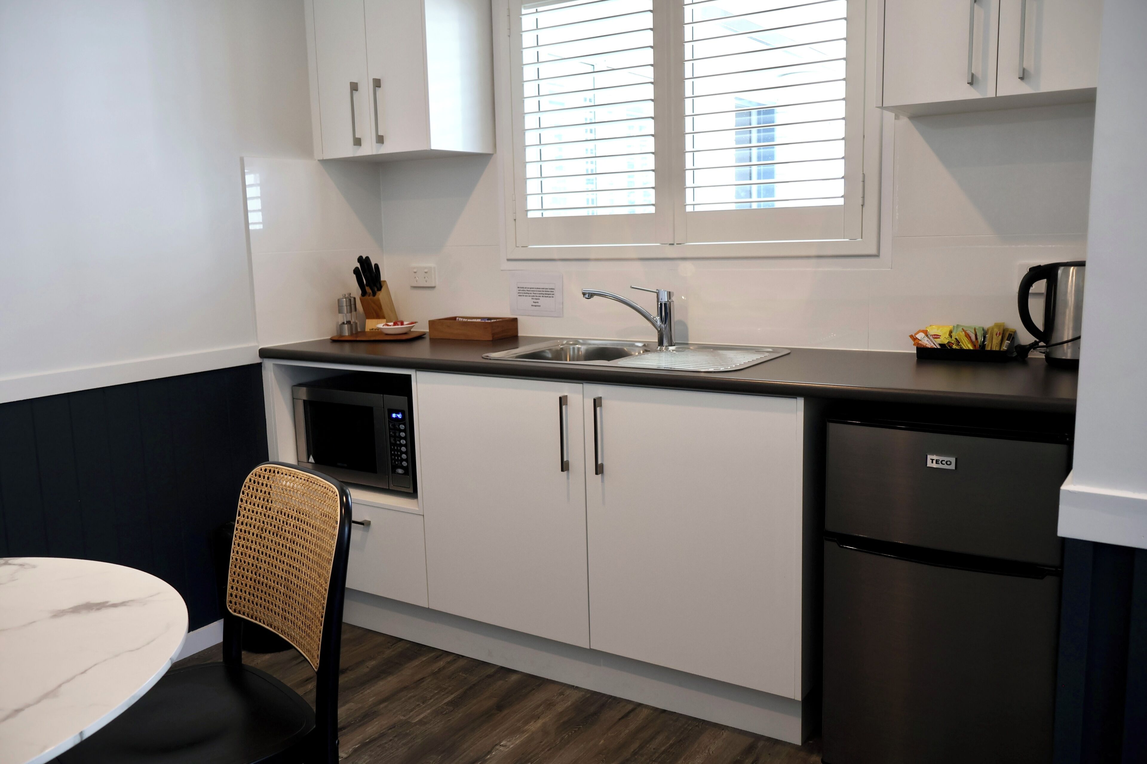 Superior One Bedroom Apartment | Private kitchen