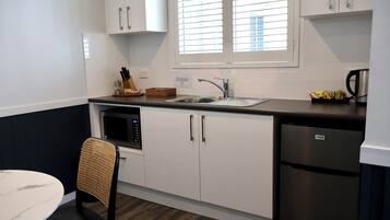 Superior One Bedroom Apartment | Private kitchen
