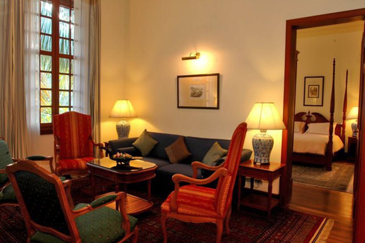 executive suite | 1 bedroom, minibar, in-room safe, desk