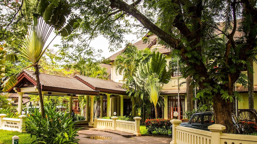 Settha Palace Hotel