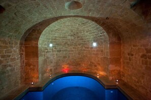 Piscine couverte