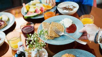 Daily buffet breakfast for a fee