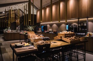 Daily buffet breakfast for a fee