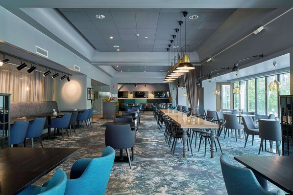 Daily buffet breakfast (SEK 229 per person)