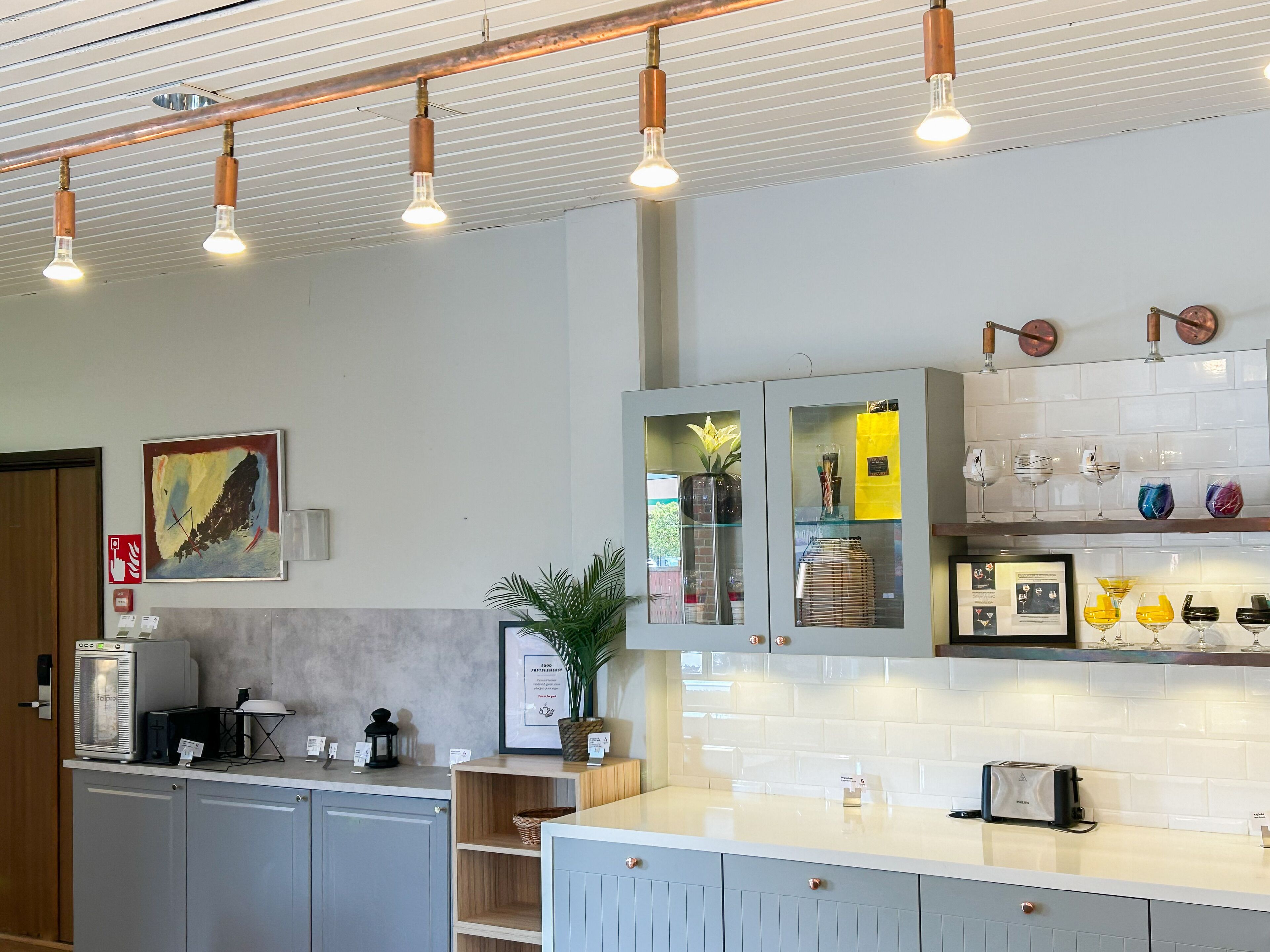 每日供应自助式早餐（每人 SEK 125）