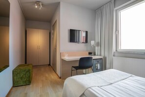 Single Room (Compact)