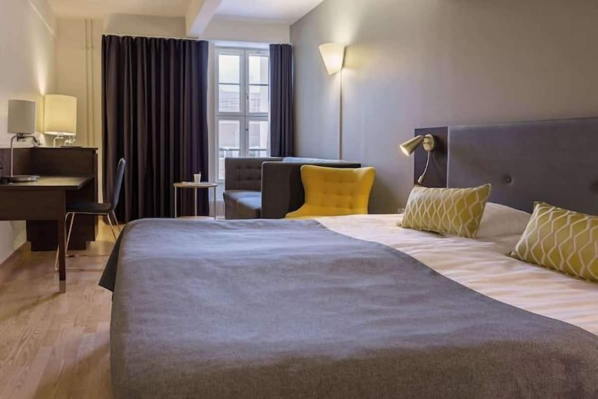 In-room safe, desk, free cribs/infant beds, rollaway beds
