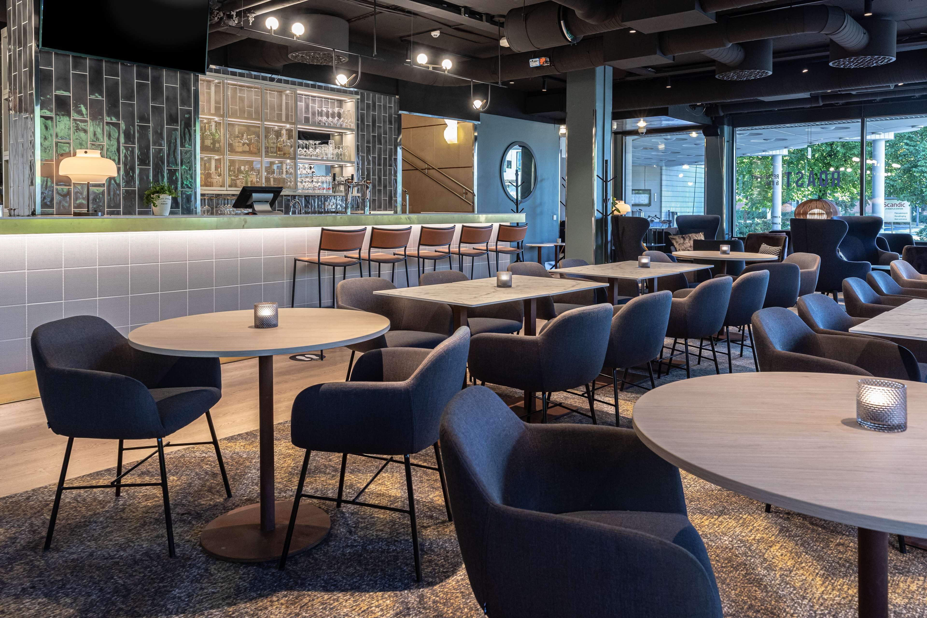 บริการอาหารเย็น