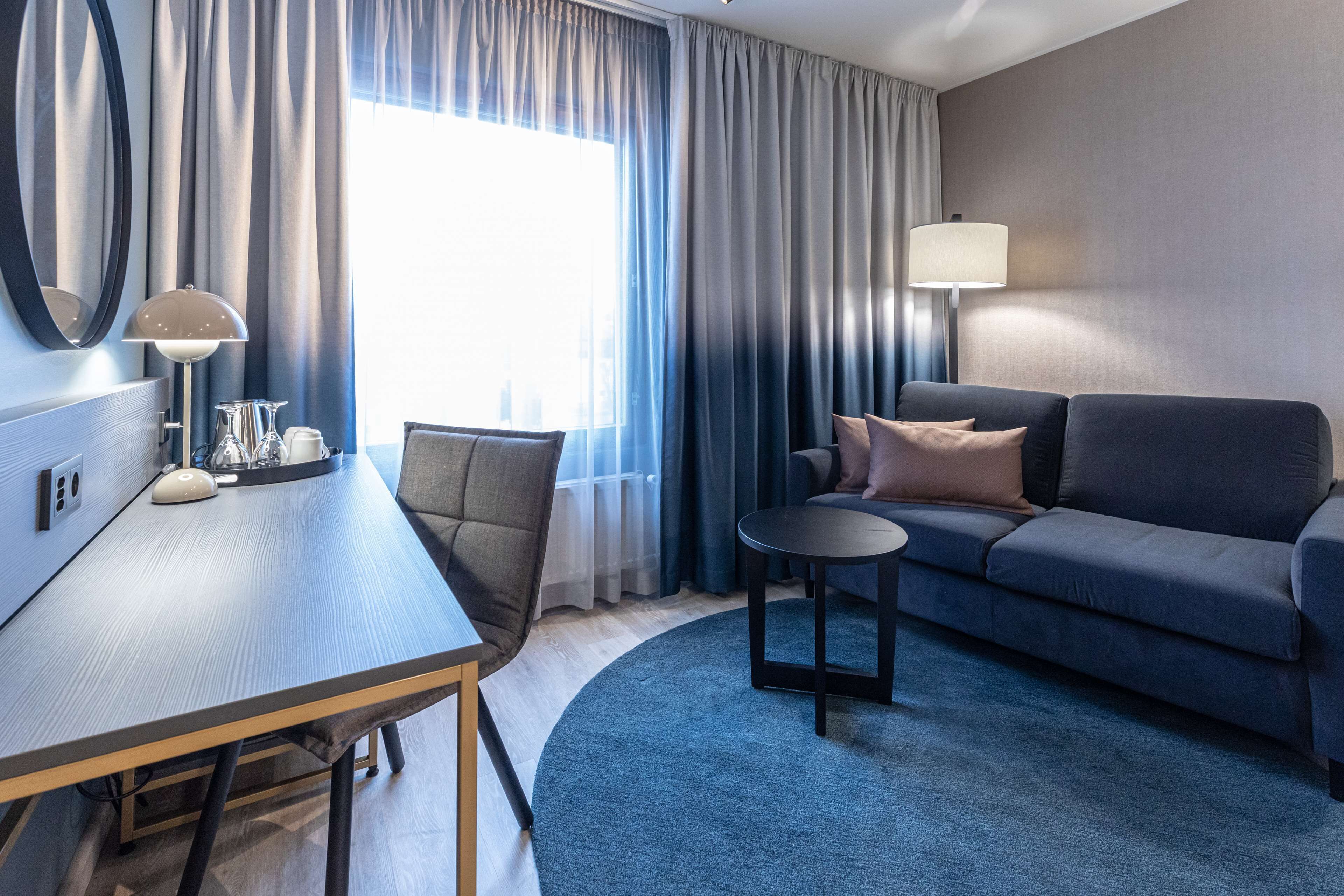 Superior Twin Room, Bathtub