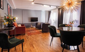 Familierom | Oppholdsområde | Flatskjerm-TV