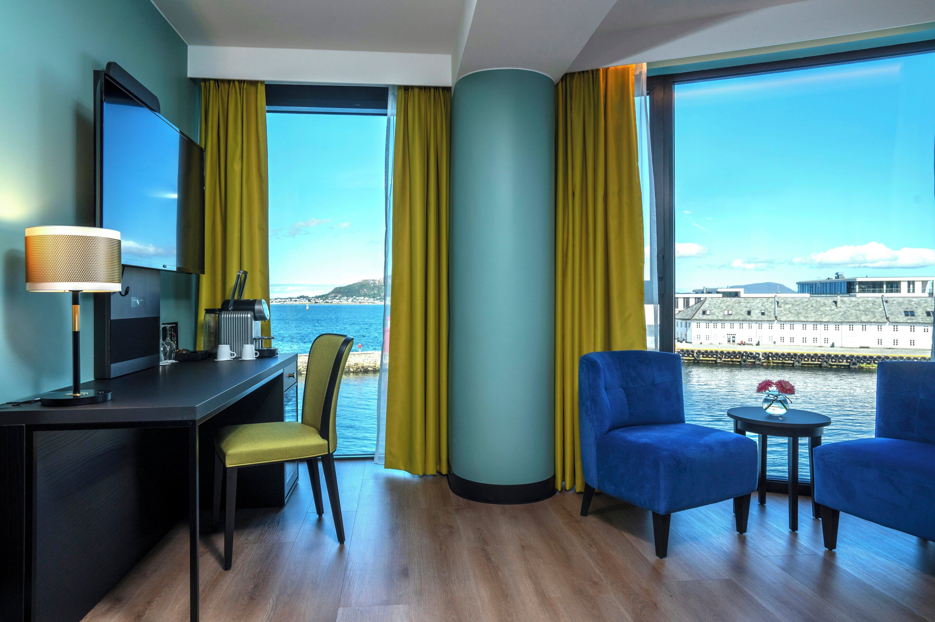 In-room safe, desk, blackout drapes, iron/ironing board