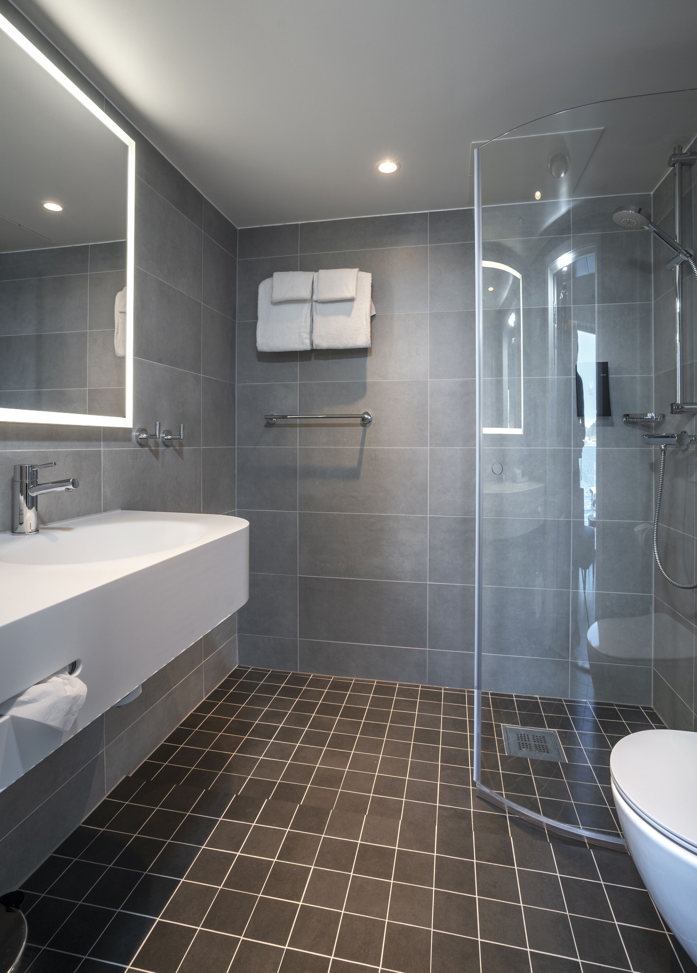 shower, eco-friendly toiletries, hair dryer, heated floors