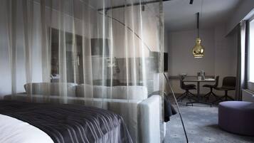 Superior Room, 1 Queen Bed | Down comforters, in-room safe, iron/ironing board, free WiFi