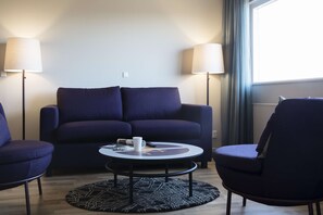 Phòng Suite Junior | 1 phòng ngủ, két bảo mật tại phòng 