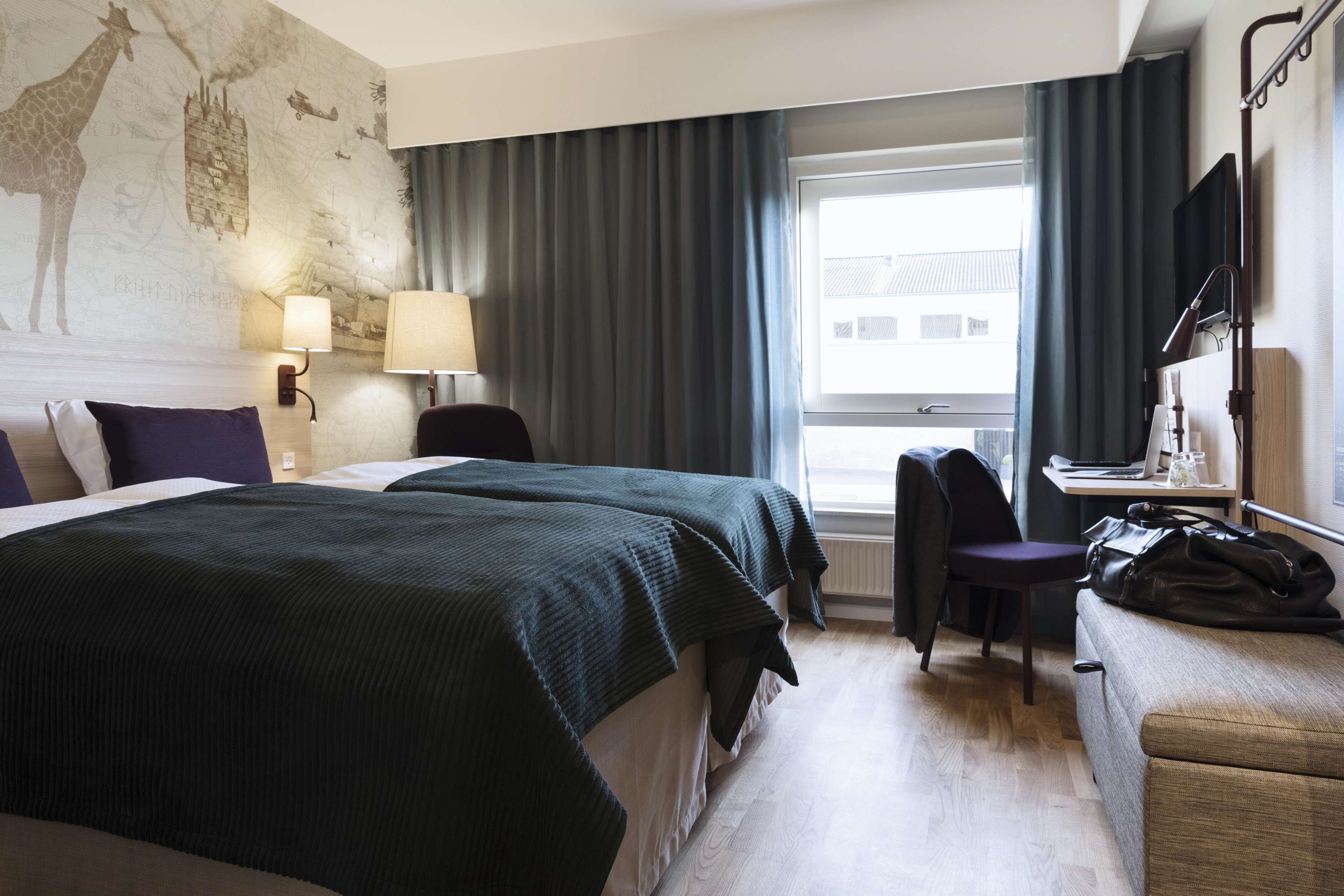 standard double or twin room | in-room safe, free wifi, bed sheets