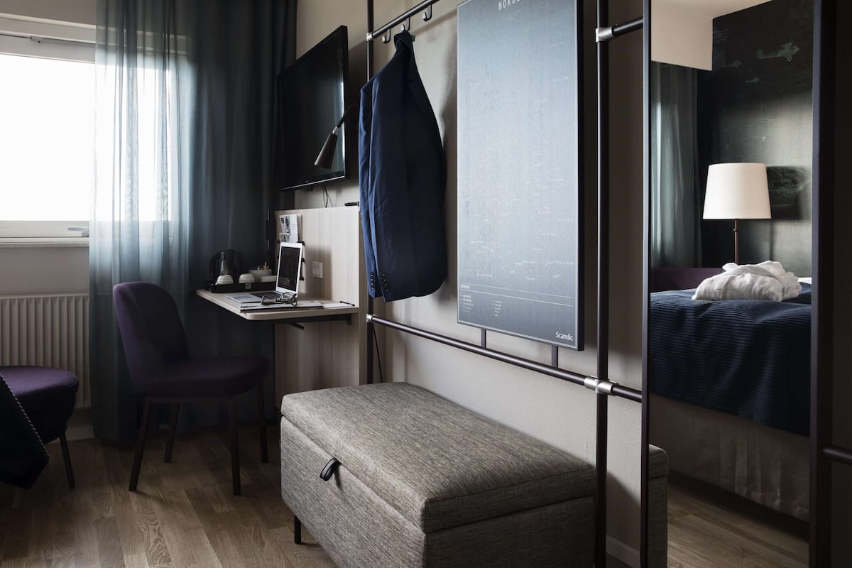Kahden hengen superior-huone (Extra) | Tallelokero huoneessa, ilmainen Wi-Fi, vuodevaatteet