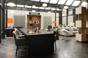 Coin salon dans le hall