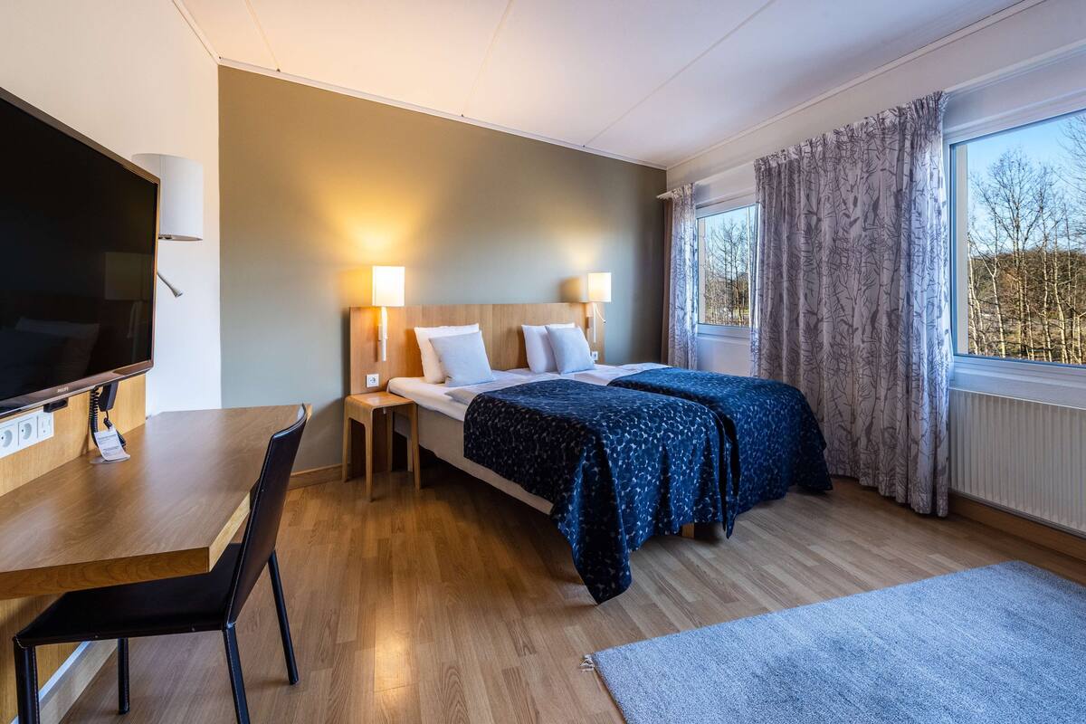 Superior Room | Blackout drapes, soundproofing, WiFi (free), bed sheets
