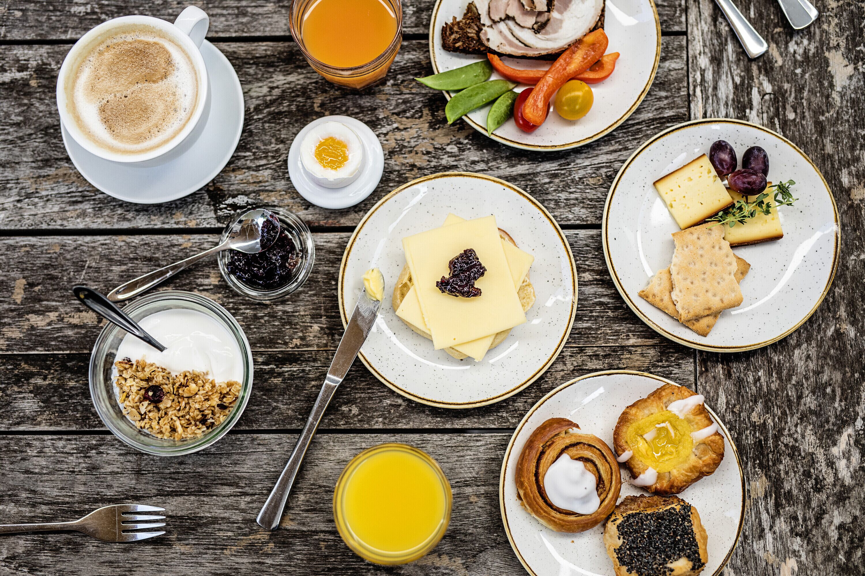 Desayuno bufé gratuito y diario