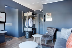 Junior Suite | Blackout curtains, iron/ironing board, free WiFi, bed sheets