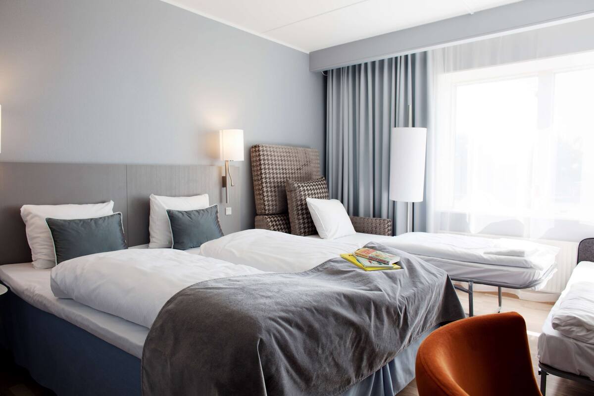 family triple room | 1 bedroom, blackout curtains, iron/ironing board, free wifi