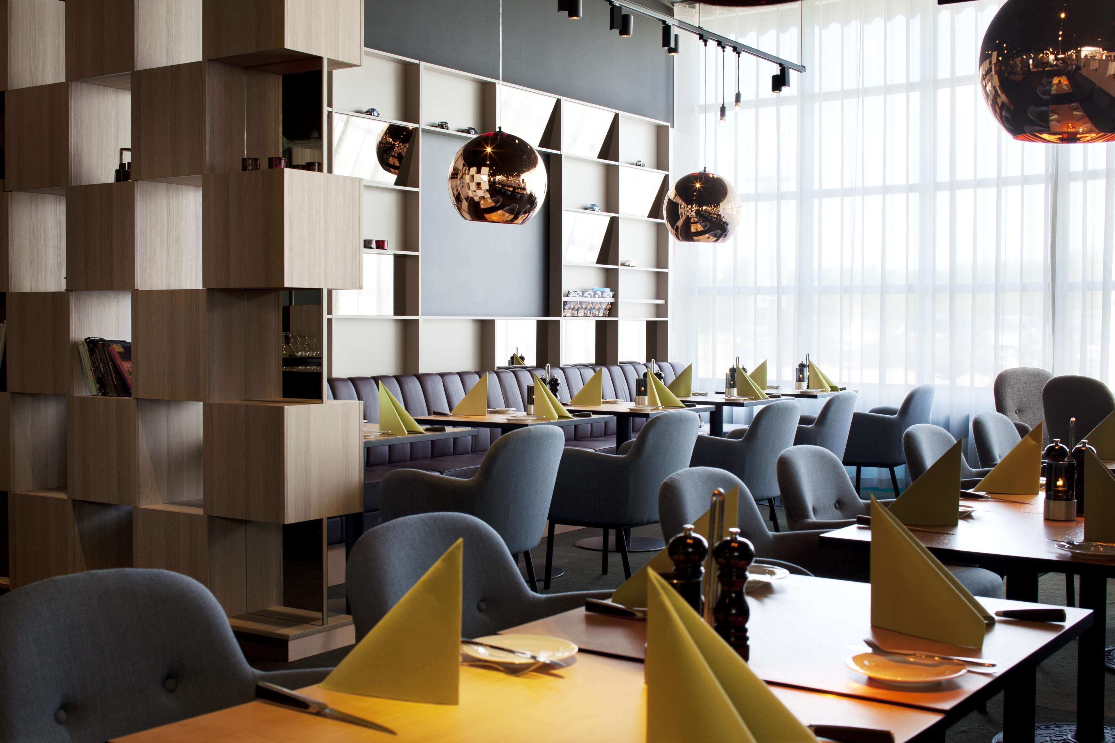 Daily buffet breakfast (DKK 189 per person)