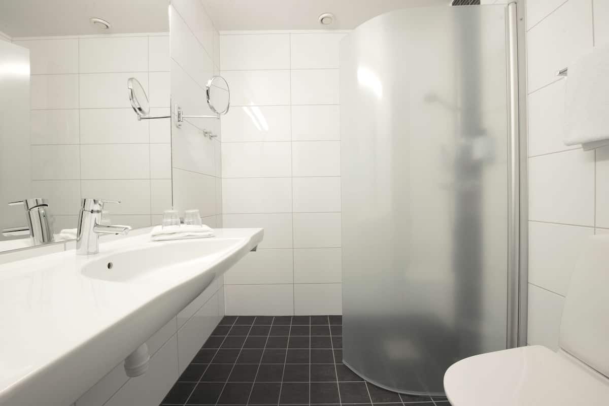 free toiletries, hair dryer, towels