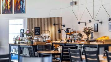 Daily buffet breakfast (DKK 189 per person)