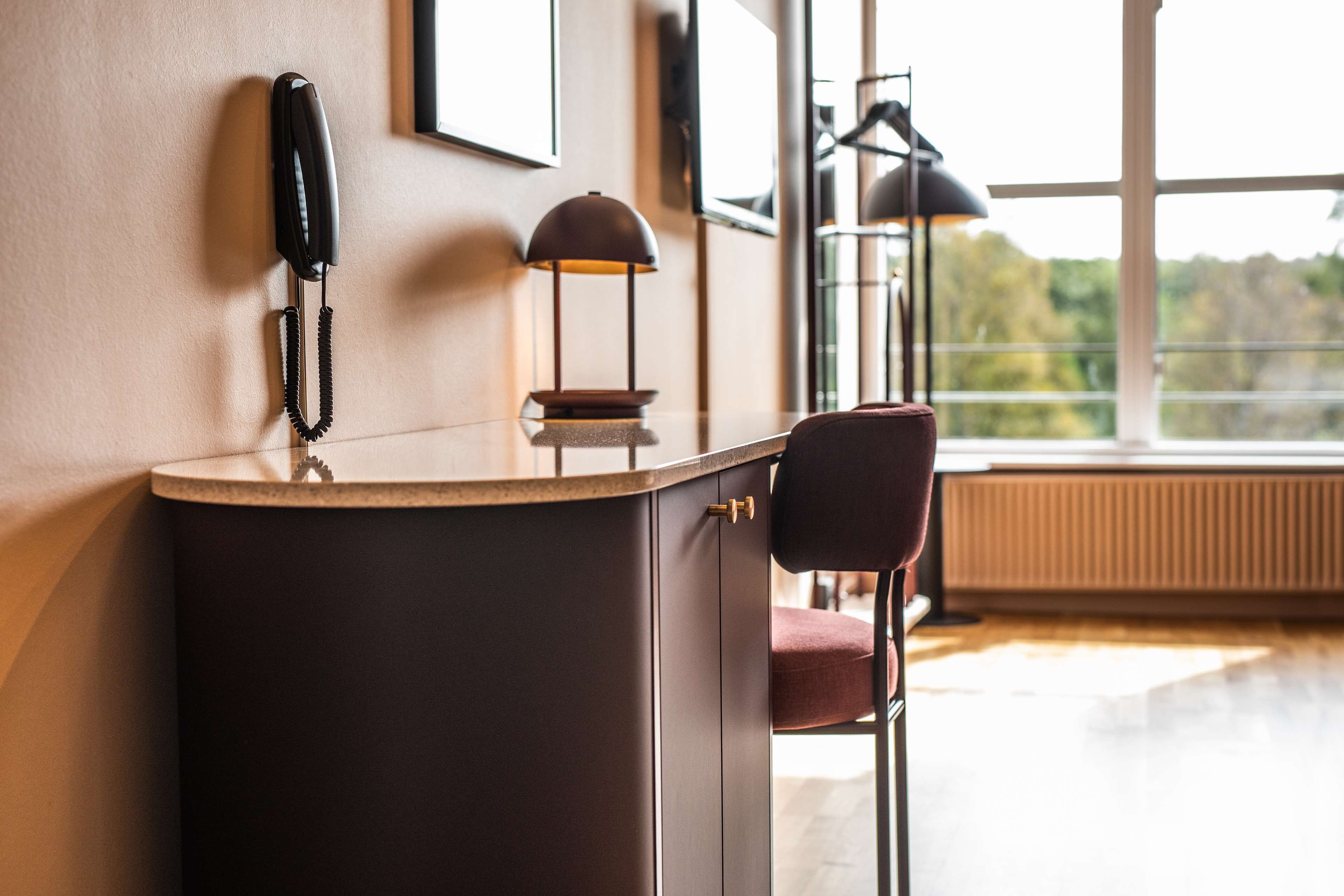 family room (three) | 1 bedroom, in-room safe, desk, laptop workspace