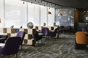 Lounge dans le hall