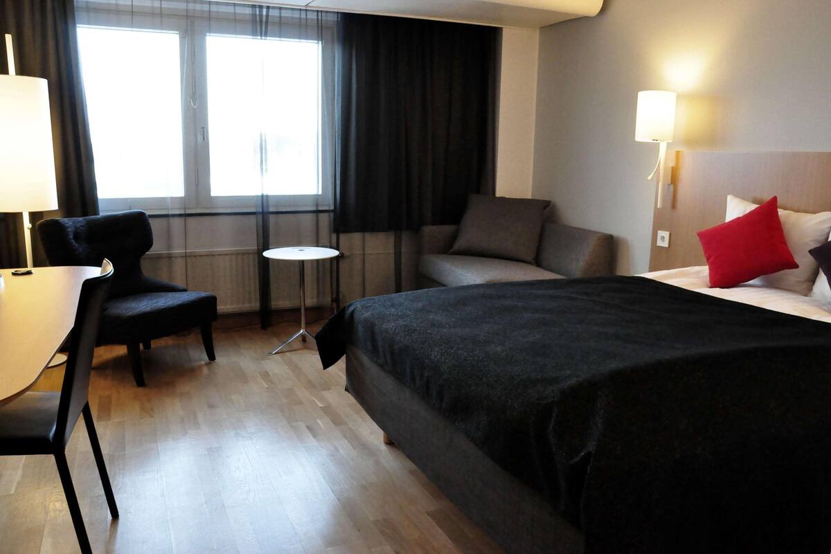 Una cassaforte in camera, una scrivania, Wi-Fi gratuito, lenzuola