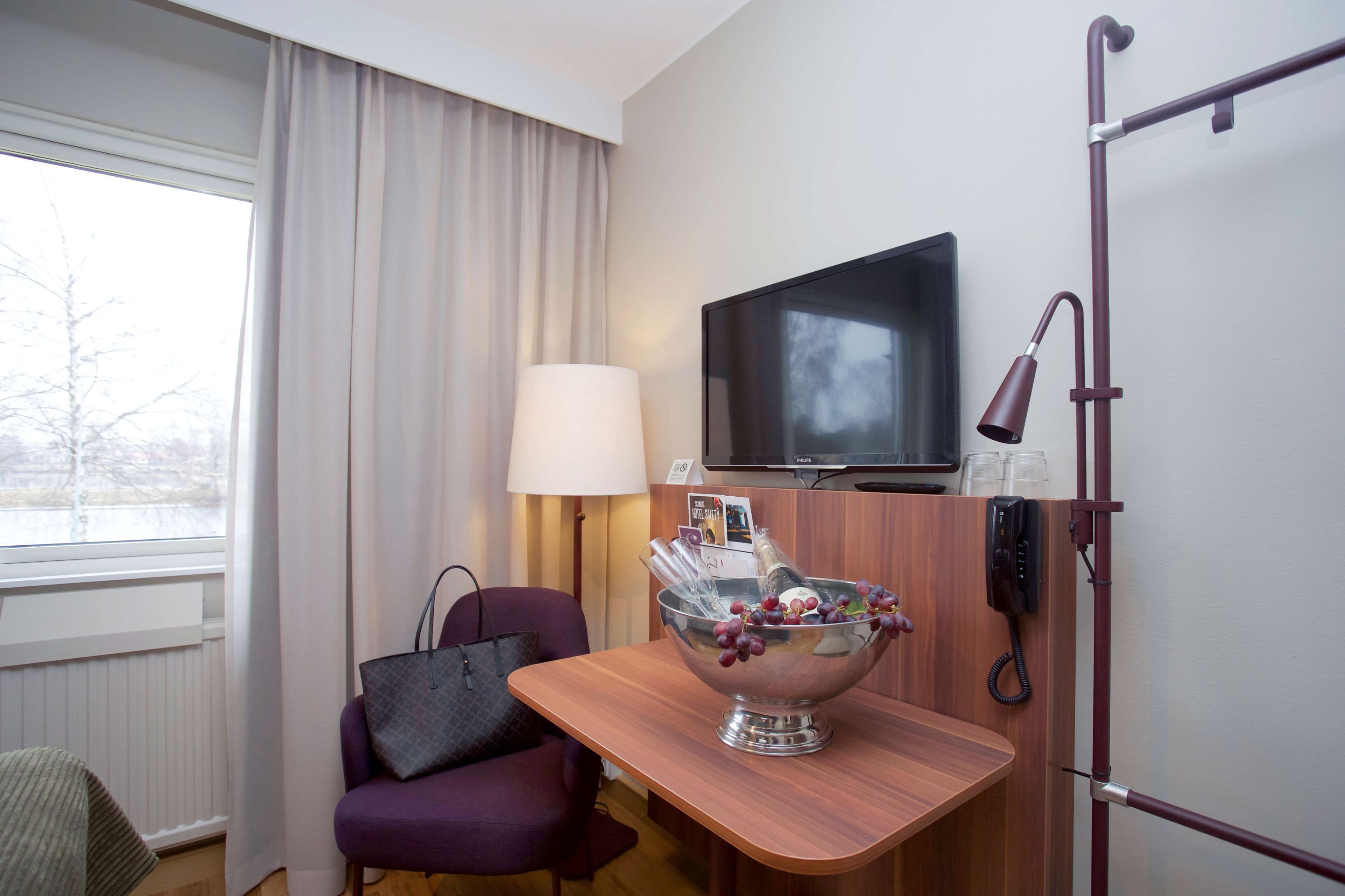 superior twin room | hypo-allergenic bedding, desk, iron/ironing board, free cots/infant beds