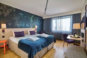 Superior Twin Room | Desk, blackout drapes, iron/ironing board, free cribs/infant beds