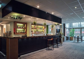 Bar (in der Unterkunft)