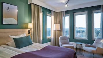 Bureau, fer et planche à repasser, lits bébé (gratuits), Wi-Fi gratuit